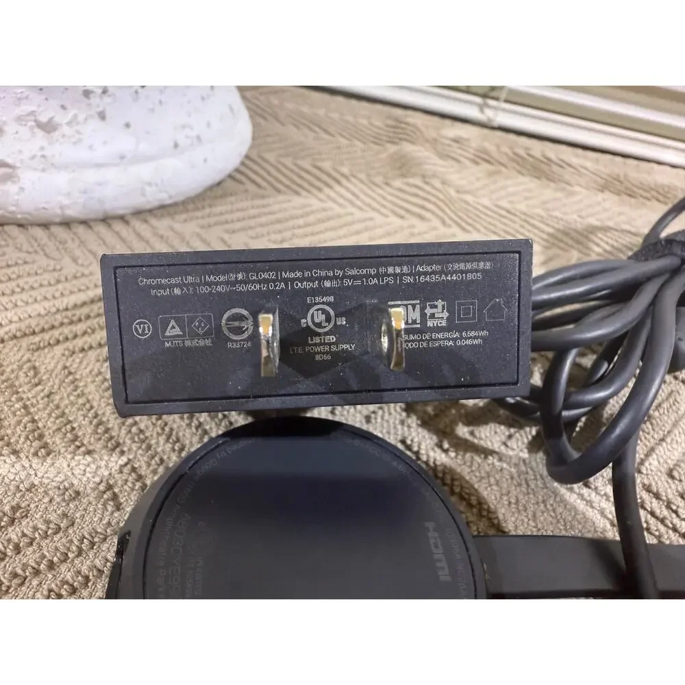 Google Chromecast NC2-6A5 (2nd Generation) HD Media Streamer w/ charger